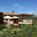 Stunning In Passignano With Pool * 特拉西梅诺湖畔帕西尼亚诺