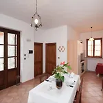 Stunning In Passignano With Pool Casa de Férias *
