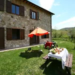 Stunning In Passignano With Pool Casa de Férias Passignano sul Trasimeno