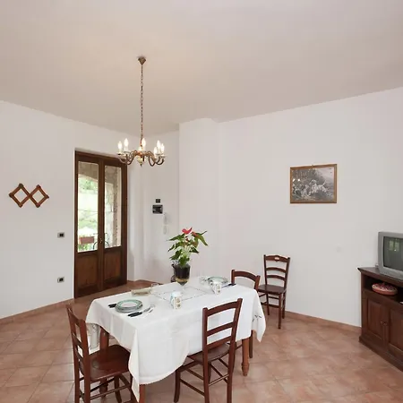 Holiday home Stunning In Passignano With Pool
