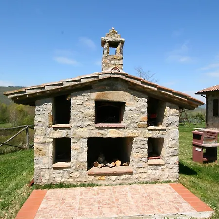 Stunning In Passignano With Pool * Passignano sul Trasimeno
