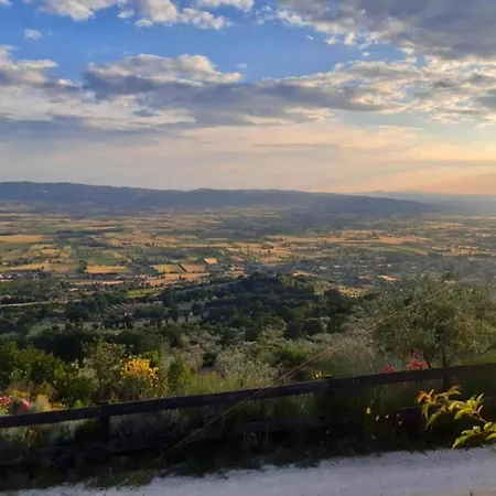 Stunning In Passignano With Pool