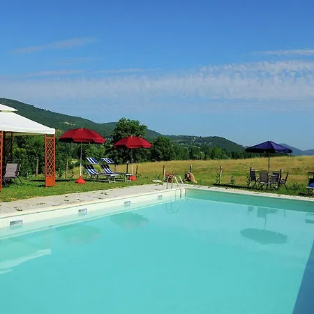Дом отдыха Stunning In Passignano With Pool Пассиньяно-суль-Тразимено