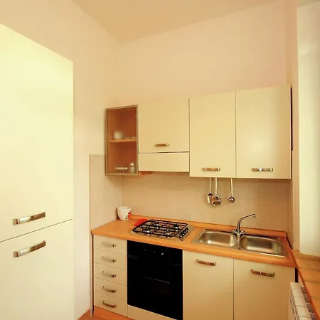 Stunning In Passignano With Pool בית נופש