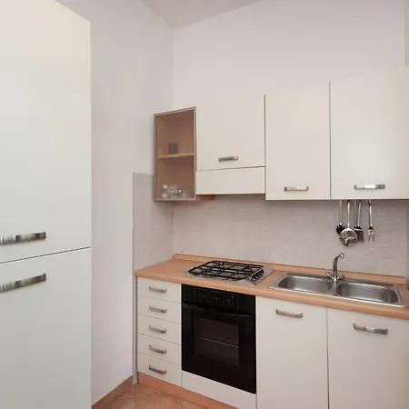 Stunning In Passignano With Pool Passignano sul Trasimeno