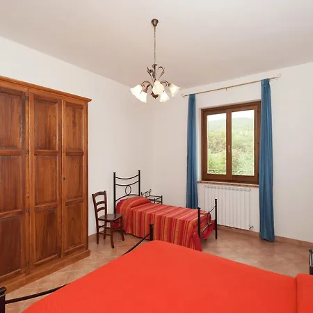 בית נופש Stunning In Passignano With Pool *