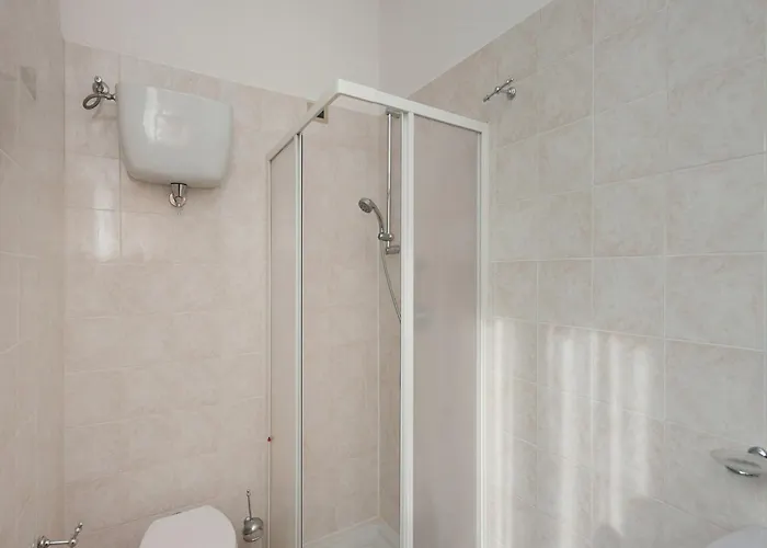 Holiday home Stunning In Passignano With Pool Passignano sul Trasimeno