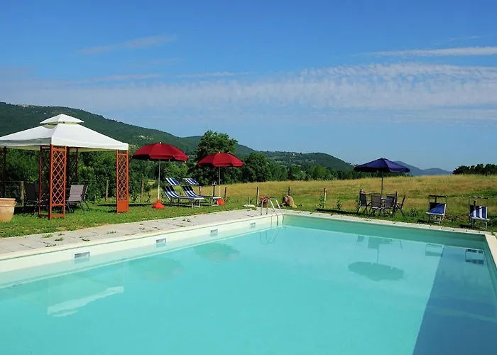 Holiday home Stunning In Passignano With Pool Passignano sul Trasimeno