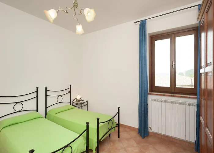 Stunning In Passignano With Pool Passignano sul Trasimeno