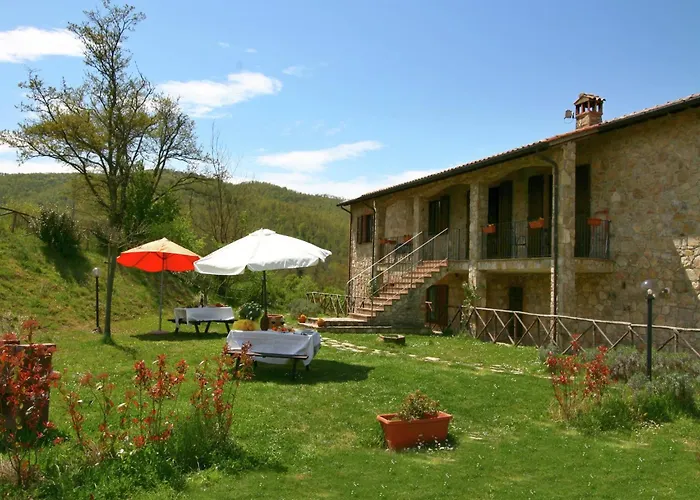 Stunning In Passignano With Pool Passignano sul Trasimeno