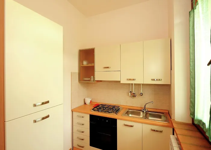 Stunning In Passignano With Pool בית נופש