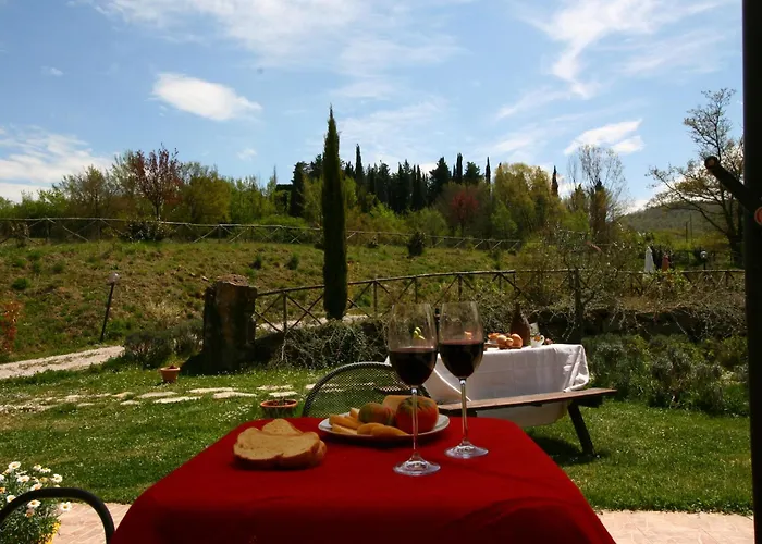 Stunning In Passignano With Pool בית נופש פסיניאנו סול טרסימנו