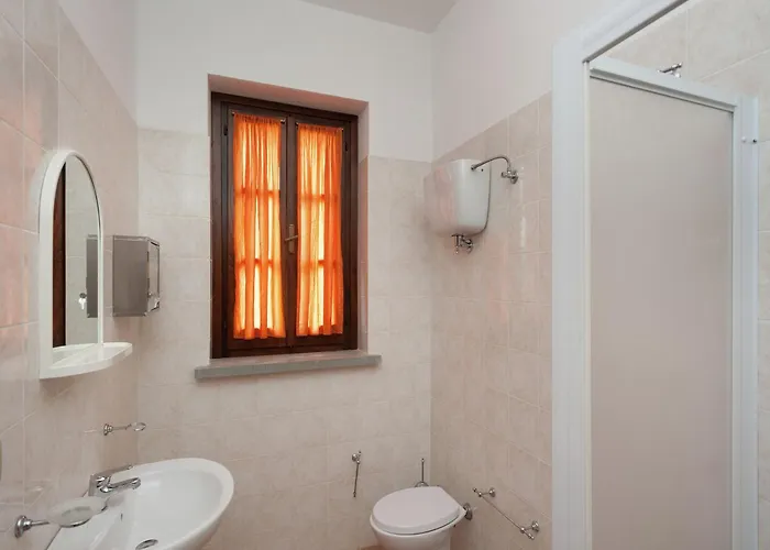 Stunning In Passignano With Pool * Passignano sul Trasimeno