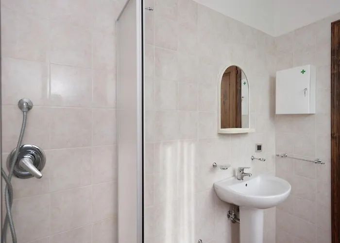 Stunning In Passignano With Pool * פסיניאנו סול טרסימנו