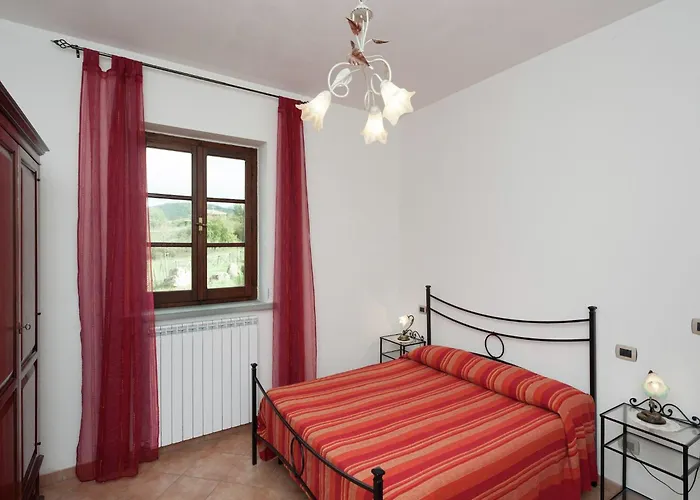 Stunning In Passignano With Pool Passignano sul Trasimeno